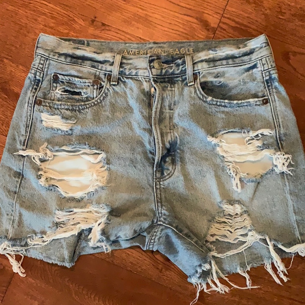 AE shorts